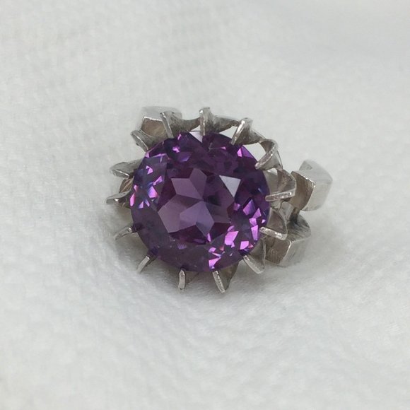 COPY - Handcrafted Gothic Color-Changing Sapphire Ring - Sz 5 - Over 6cts - Ste… - Picture 8 of 16